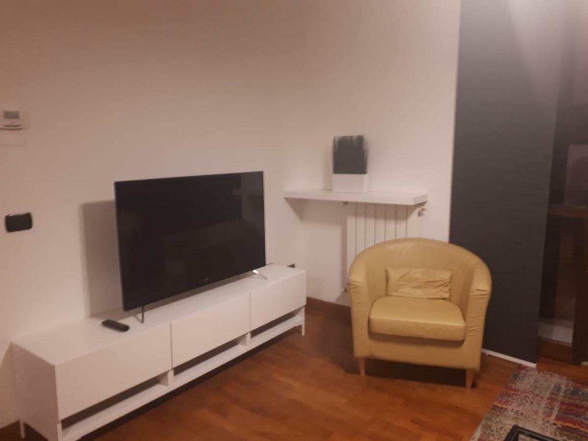 Casa Roma Apartment Turate Luaran gambar