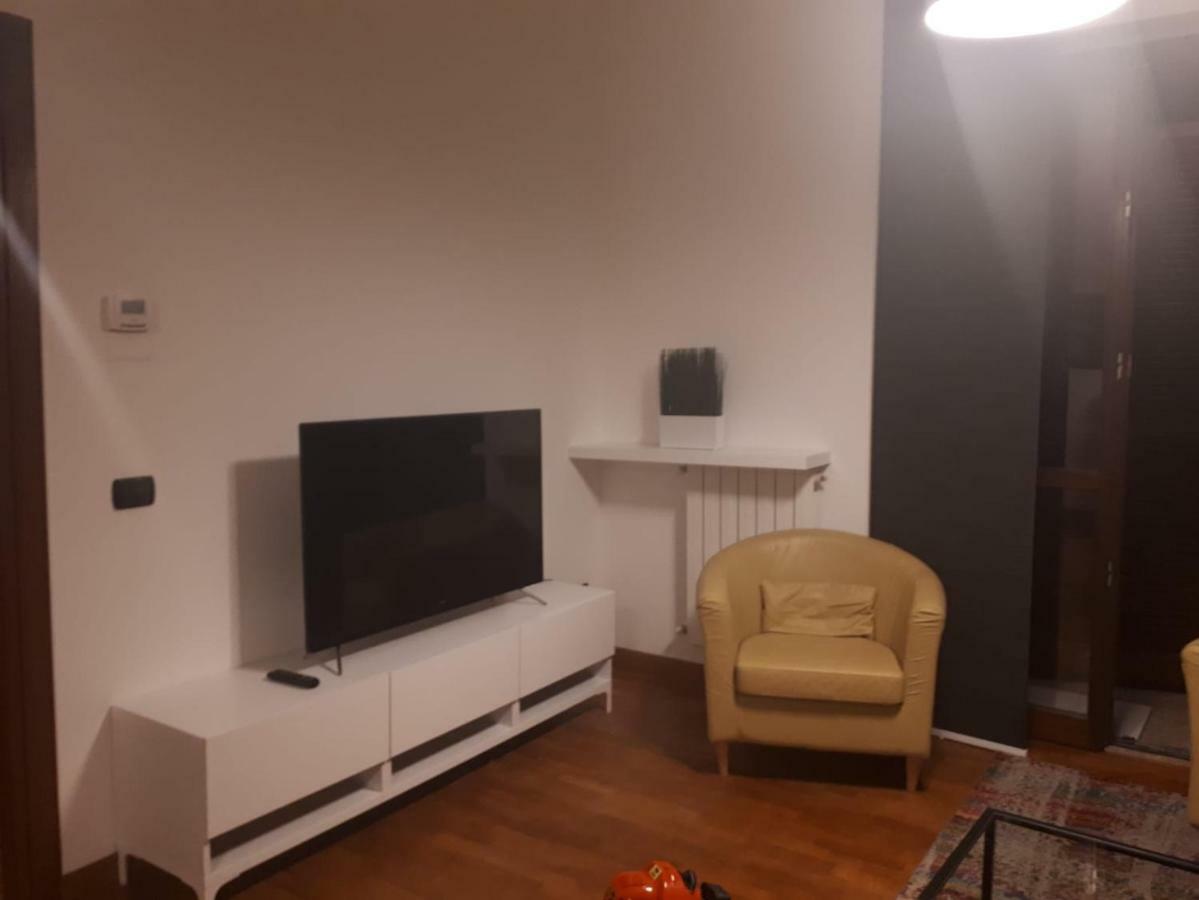Casa Roma Apartment Turate Luaran gambar